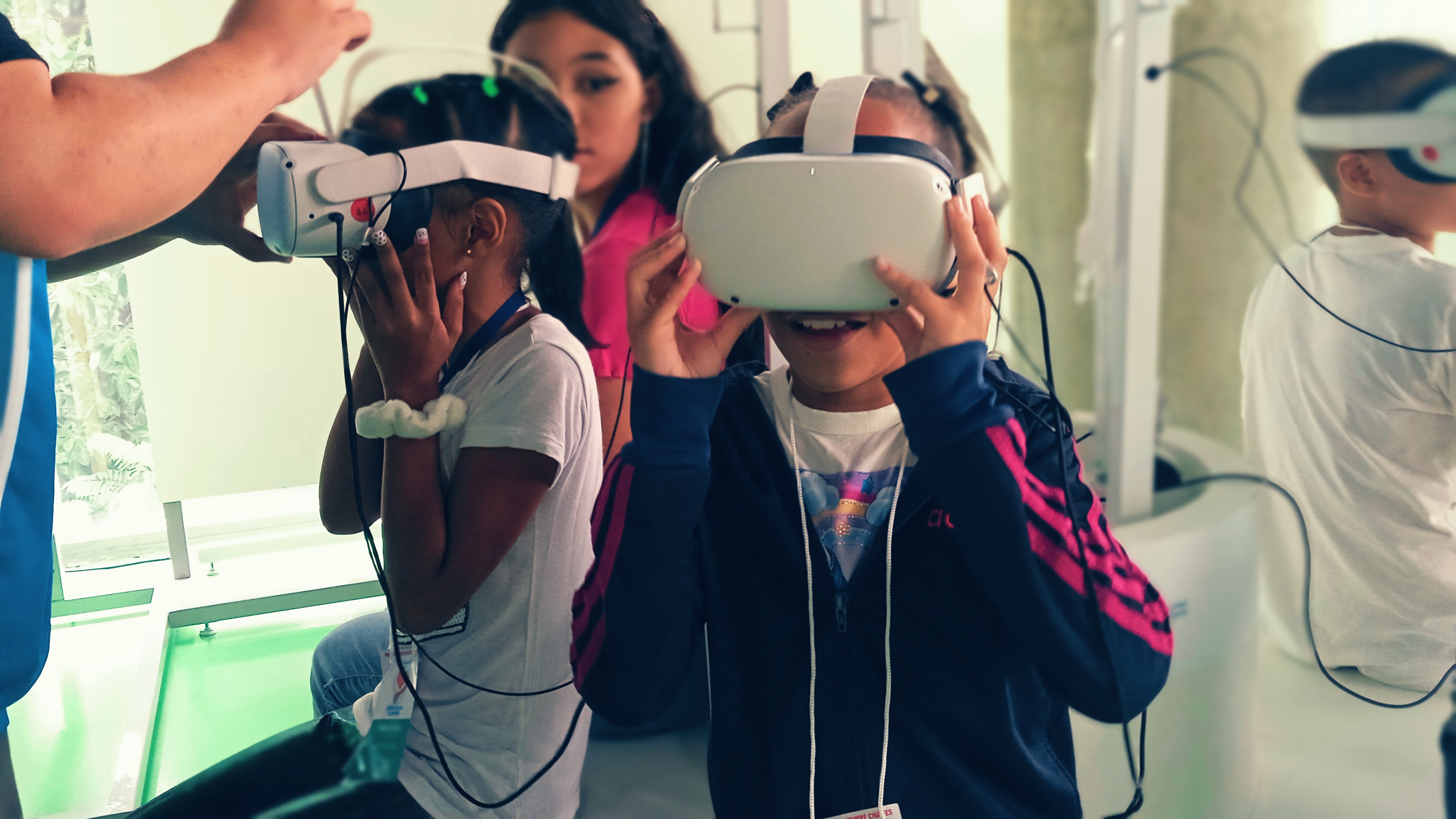 Programa EDUCA + INOVAUSP com jovens de comunidade
